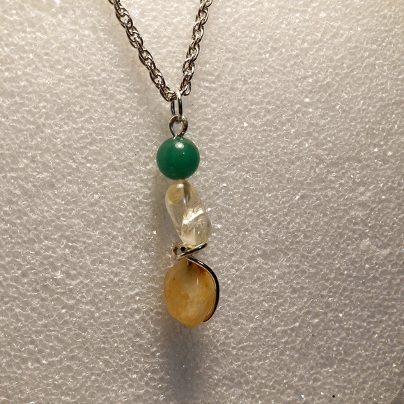Beautiful Aventurine Citrine Clear Quarts Necklace - Picture 5 of 11